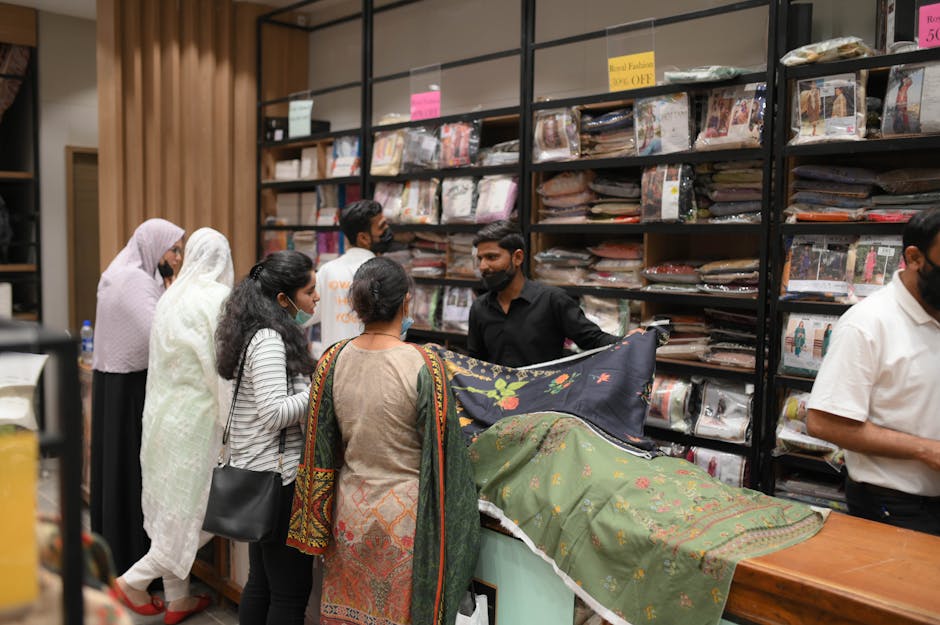 เล่ห์กลจิตวิทยามืด: ทำไม Shopee/Lazada Video ถึงชอบทำให้เรากลัวตกขบวน?