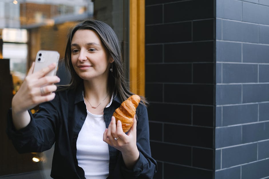 ฮาวทูรอด! เมื่อ TikTok กลายเป็นเมืองหลวงแห่งการลอกเลียนแบบ (และทำไมคุณยังไม่ควรยอมแพ้)