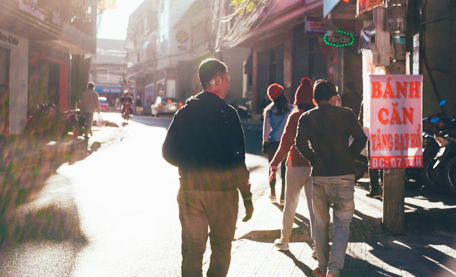 ขายยังไงให้ปังในวันที่เทรนด์มันเอียน: ตำนานพ่อค้าแม่ค้าที่ไม่ตามใครแล้วรอดจริงหรือ?